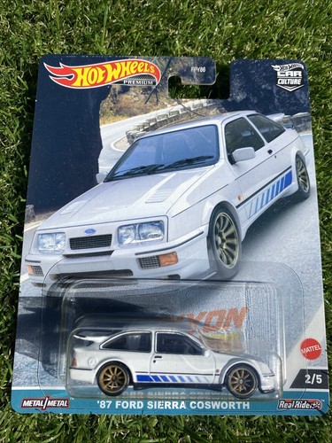 Hot wheels premium car - hot,