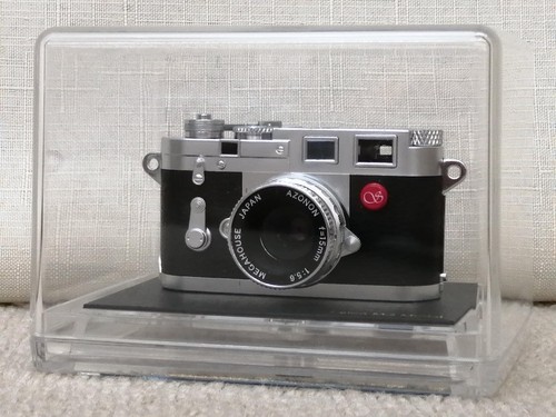 Leica film camera - leica,