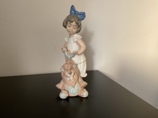 NAO - Girl with Lion 1287