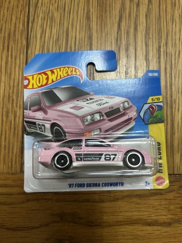 Hot wheels ford sierra - hot,