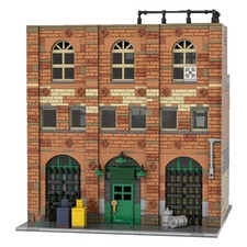 MOC: Modular Pub The Worst Bar with Interior Building Toys Set 2541 Pieces