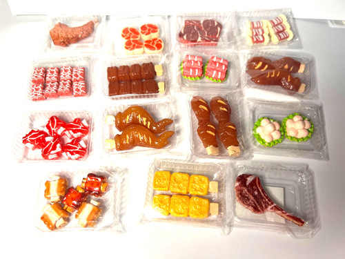 Dolls house miniatures - dolls, 1/6