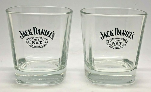 Pair jack daniels - of, rocks