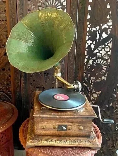 Antique hmv gramophone fully - gramophone, |