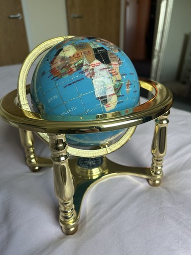 Vintage gemstone world - vintage,