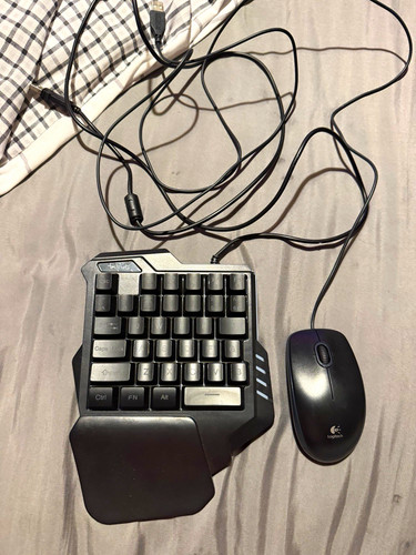 Logitech wired usb - logitech,