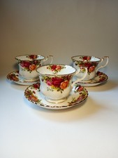 Royal Albert Old Country Roses