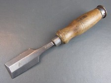 Bevel edged chisel 1 1/2" vintage old tool by Mathieson