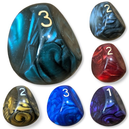 Three sided dice - d3, top