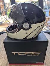 Torc T-1 Retro Moto Motorcycle Motorbike Full Face Helmet Gloss Black