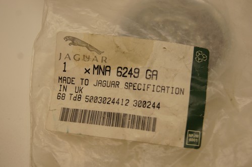 Jaguar wheel center cap grey - center,