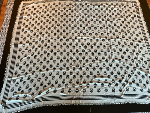 Alexander mcqueen scarf - mcqueen,