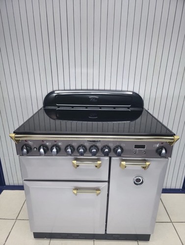 Refurbished electric range - refurbished,