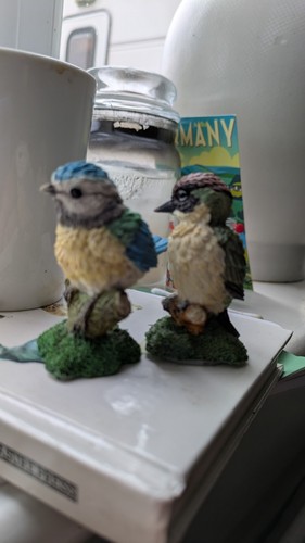Lovely bird figurines - figurines, /