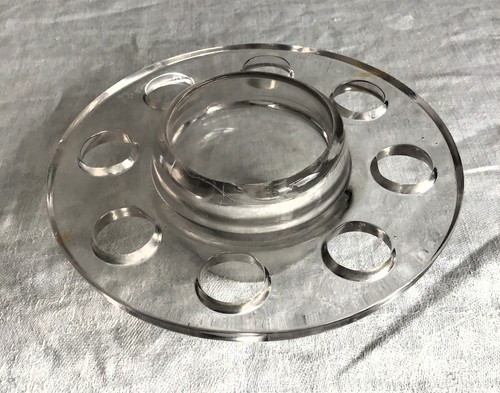Hole glass flower - flower, frog.