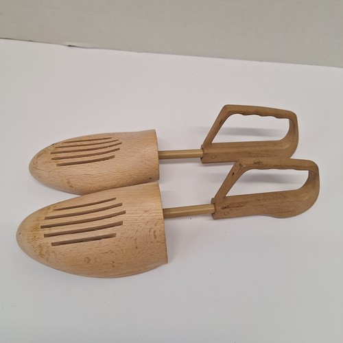 Dasco wooden shoe - shoe, trees