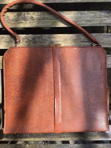 Large brown vintage 1940 - brown,