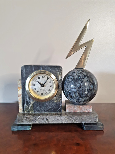 Unusual mantel clock - unusual,