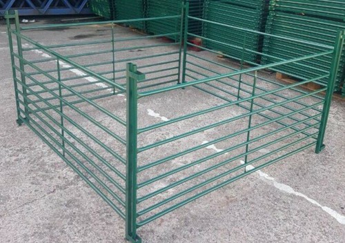 Sheep hurdles 6ft long - ., pack