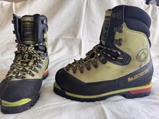 LA Sportiva Nepal Extreme