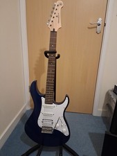 Yamaha Pacifica 012 Electric Guitar Dark Blue Metallic With Padded Bag