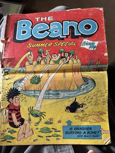 Beano comic book - beano,