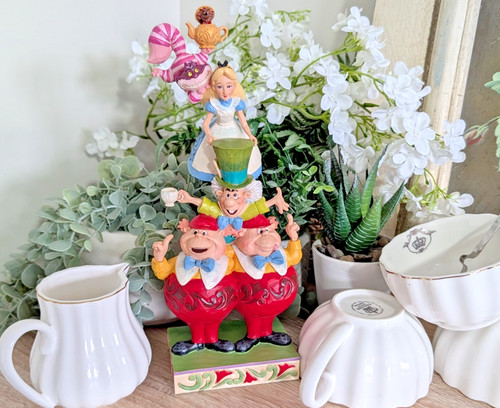 Disney traditions showcase - disney,
