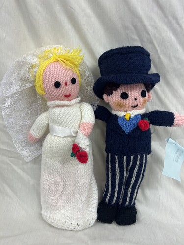Knitted bride and - groom, dolls