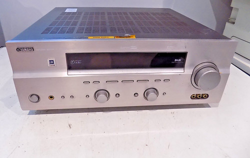 Yamaha v100d natural sound - rx-v100d,