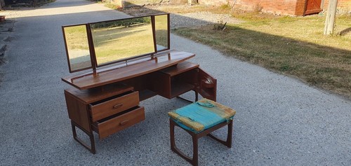 Plan dressing table with - dressing,