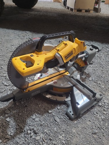 Dewalt dcs781 60v cordless - dewalt, 12"