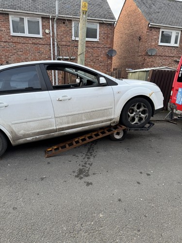 Car tow dolly - car, recovery