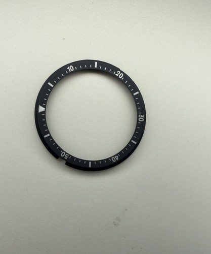 New inner bezel rotating - new,