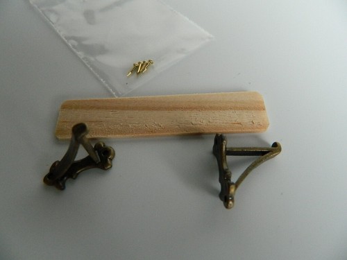 12th scale dolls - (a6.19),