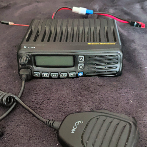 Icom desktop mobile two way - desktop,