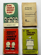 22 x Charlie Brown Paperbacks