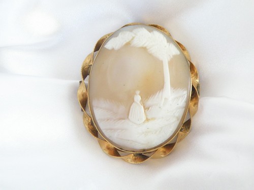 Victorian era large - large, gold