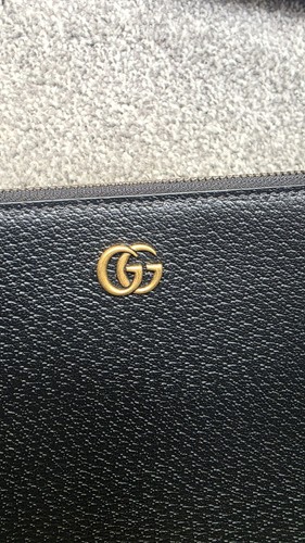 Gucci leather pouch black - gucci,