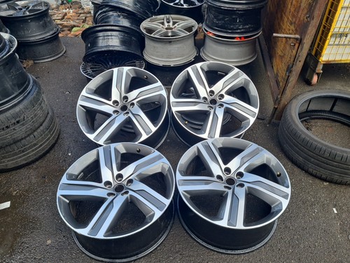 Genuine x 22 land - x,