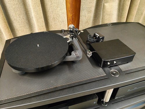 Rega planar turntable - rega,