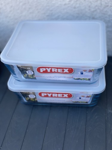 Pyrex glass dish food storage - glass,
