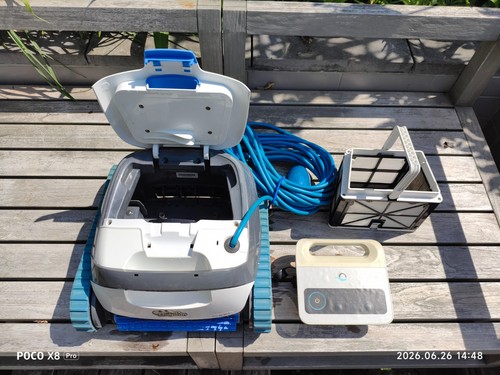 Dolphin s100 pool - dolphin,