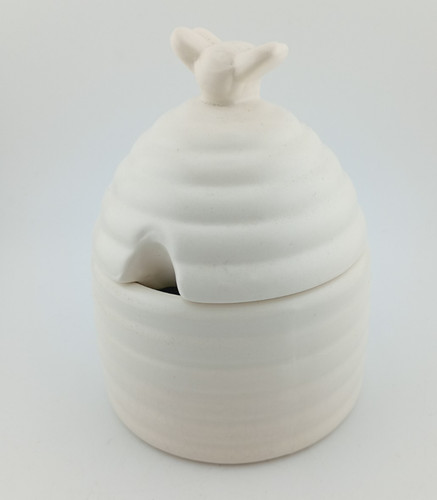 White ceramic round beehive - white,