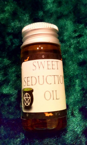 Sweet seduction oil - sweet, hoodoo