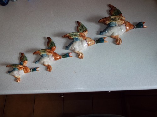 Set beswick flying - of, ducks