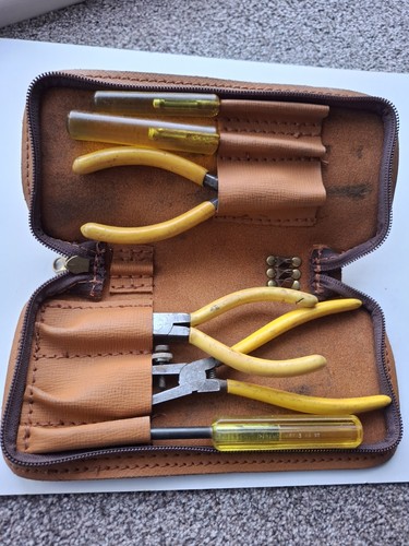 Gpo telephone engineers - ,