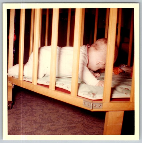 Vtg color snapshot baby - color,