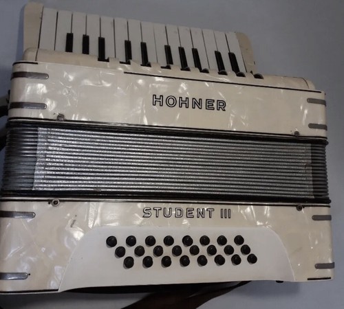Hohner student accordion - hohner,