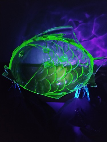 Rare vintage uranium glass - uranium,