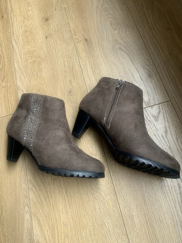 Brown suede heeled - brown,